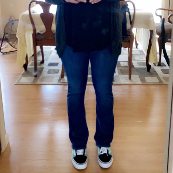 Meet your Posher, Marisa - Picture 1 of 1